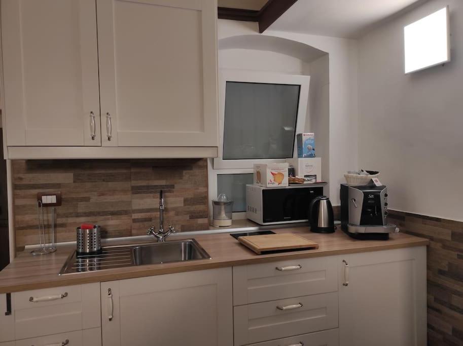 Beautiful Bari Apartment Luaran gambar